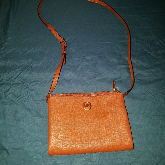 Michael Kors Handbags - Michael Kors Cross-body